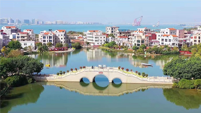 昔日“臭池塘”已成城市绿心。厦门市政环科公司供图.jpg